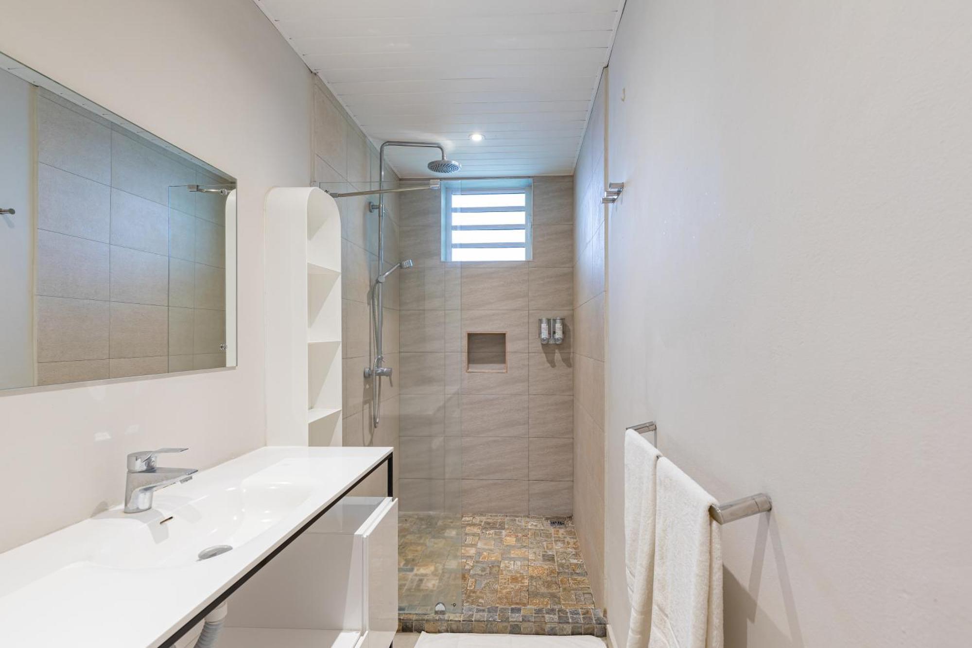 Kisana - Lovely 2 Bedroom -