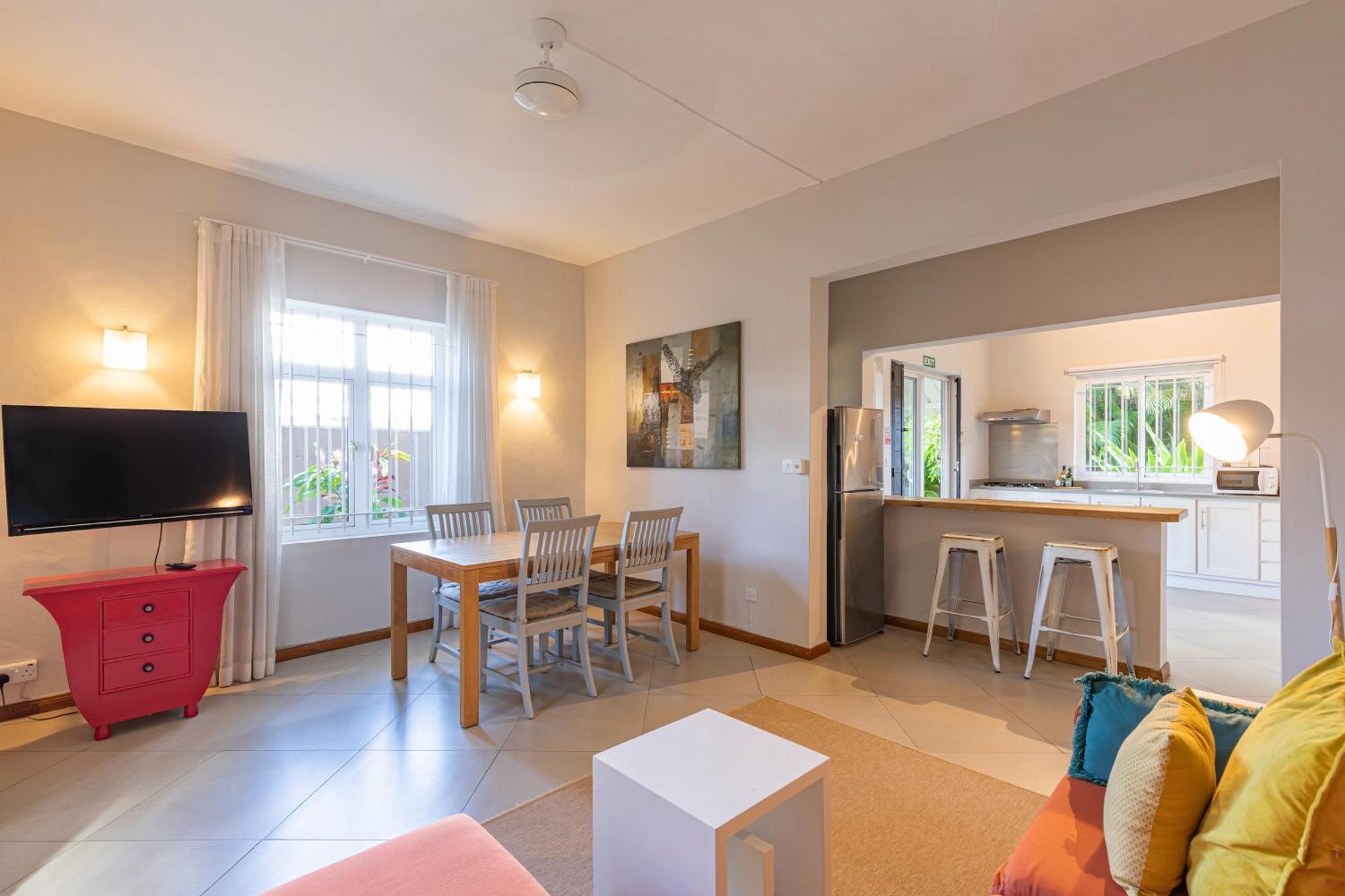 Apartment Kisana - Lovely 2 Bedroom - Pointe aux Canonniers